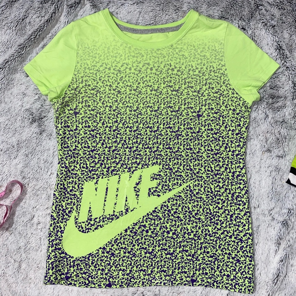 NIKE kids tshirt